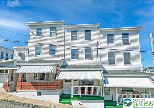 32 Powell St Photo 1