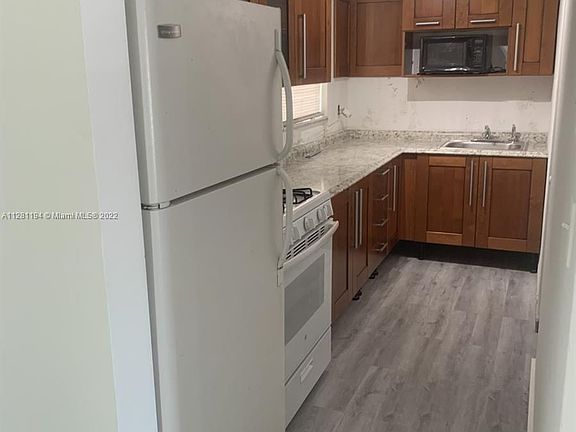 2nd image of 12890 NE 8th Ave APT 211