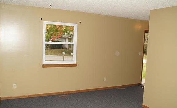 2nd image of 1227 Pawnee St