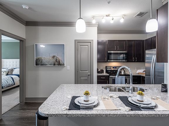 4th image of 2322 Presidio Vista Dr #3330