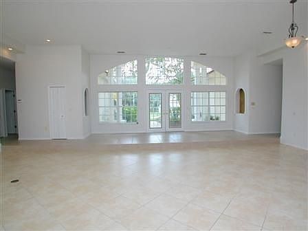 Light and Bright Foyer