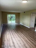 4274 Mt Vernon Ave — Photo 4