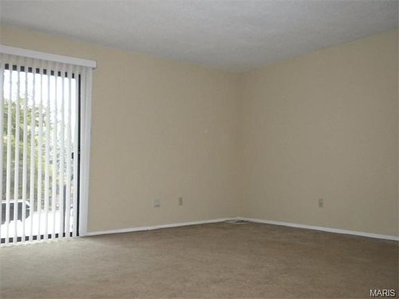 5th image of 5572 Baronridge Dr APT 1