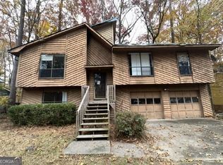 404 Ridgetop Dr NW, Acworth, GA 30102