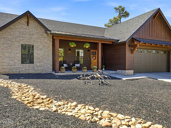 2nd image of 2720 N Eagle View Cir