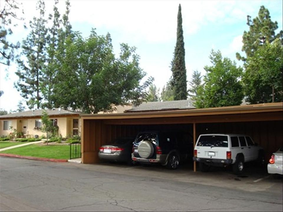 1st image of 1218 Green Garden Dr Unit 2