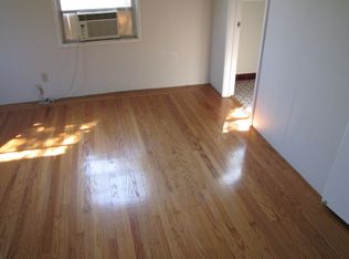 2100 27th St APT 5, Sacramento, CA 95818