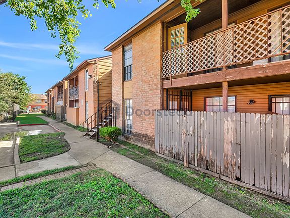 4th image of 9090 S Braeswood Blvd APT 26