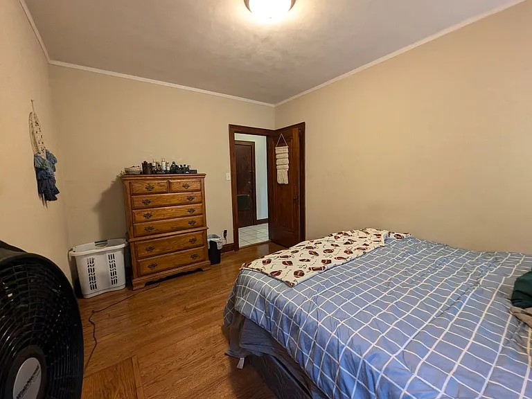 5439 W Martin Dr — Photo 14