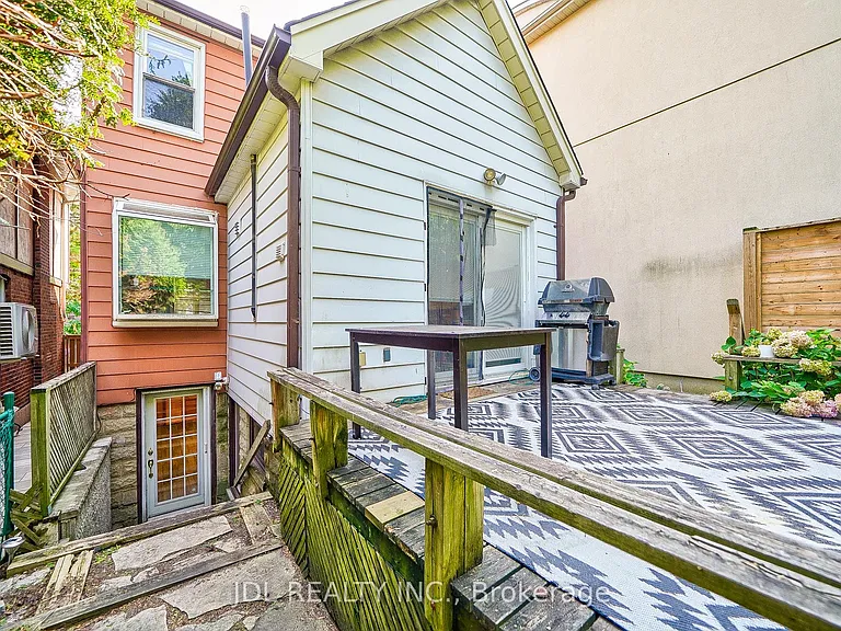150 Banff Rd #BASEMENT — Photo 13