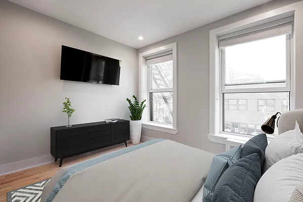 Rented by R New York | media 2