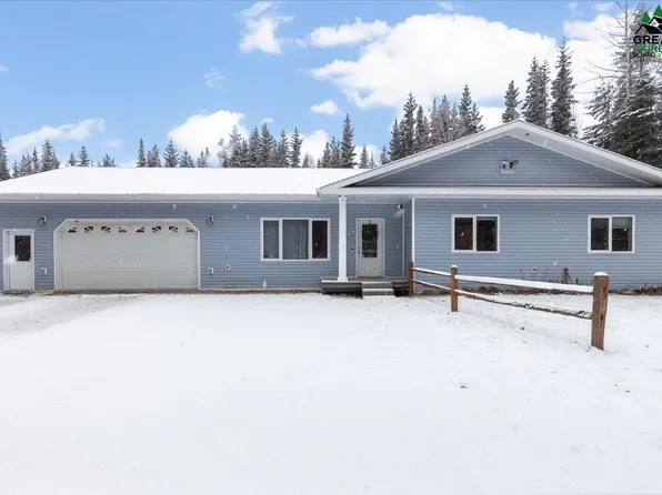 2871 Bear Ave, North Pole, AK 99705
