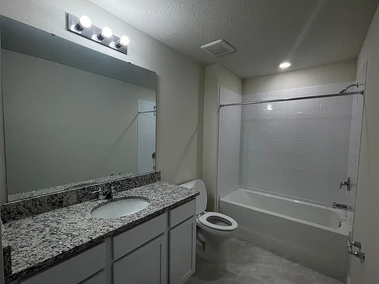 4654 Green Palm Ln — Photo 14