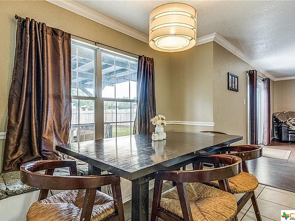 5th image of 512 Stone Gate Dr