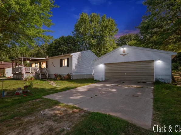 3593 Morgan Dr, Greenville, MI 48838