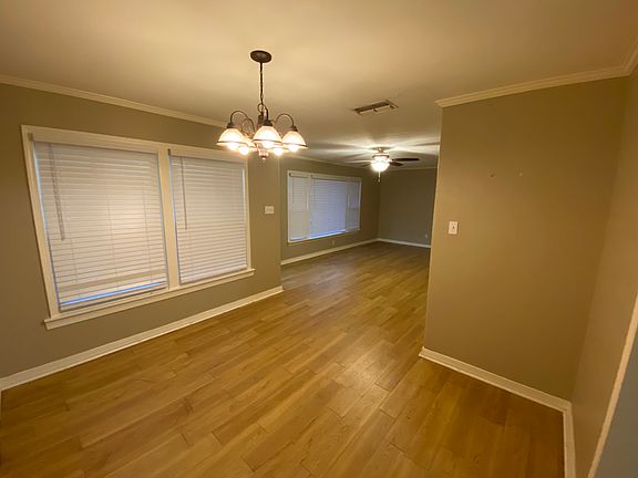 4th image of 816 Harmon Dr