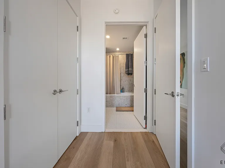 2045 Ocean Ave #805 — Photo 10