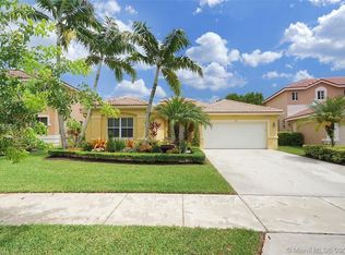 1622 Sandpiper Cir, Weston, FL 33327