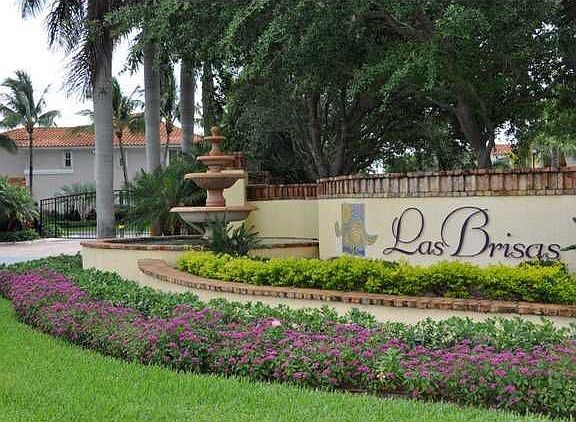 2nd image of 190 Las Brisas Cir