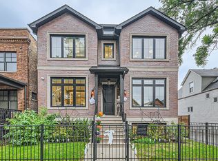 1922 W Grace St, Chicago, IL 60613