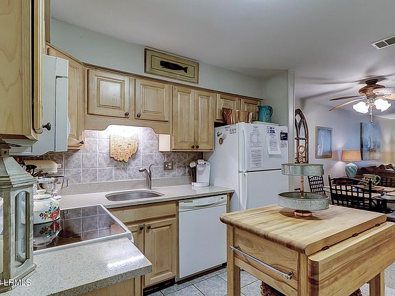 2nd image of 45 Folly Field Road #13g