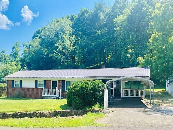 3rd image of 1820 Pine Orchard Rd