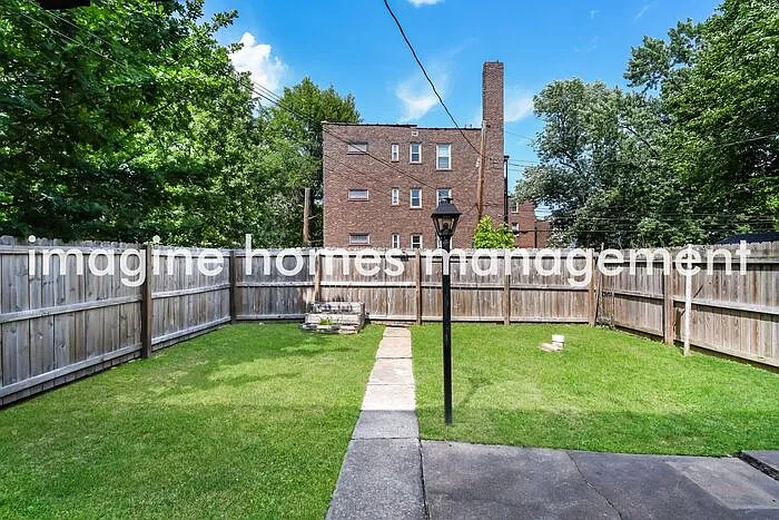 4547 Flora Ave #2W — Photo 18