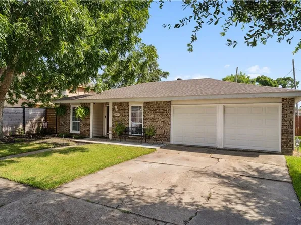 1803 Cedarwood Ave, Gretna, LA 70056