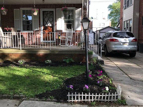 2nd image of 7035 Montague St