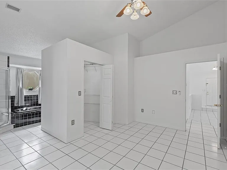 5116 Plantation Dr — Photo 9