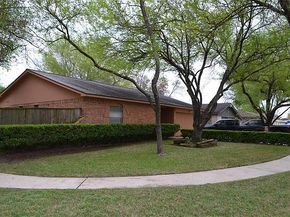 3rd image of 9514 Spiralwood Ln