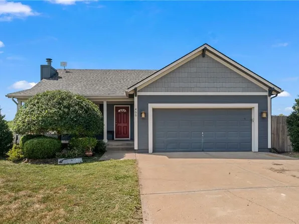 400 Aspen Ln, Wellsville, KS 66092