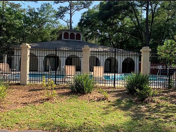 4th image of 400 William Hilton Pkwy