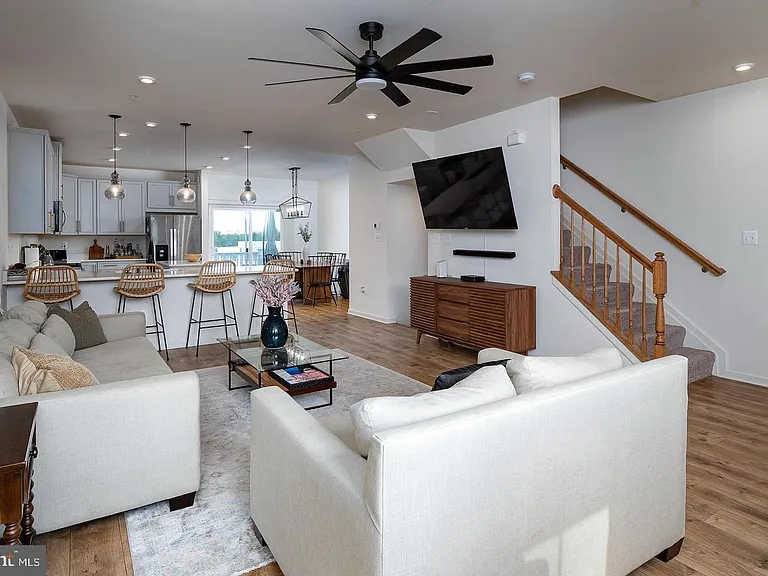 7123 Millstone Rd — Photo 5