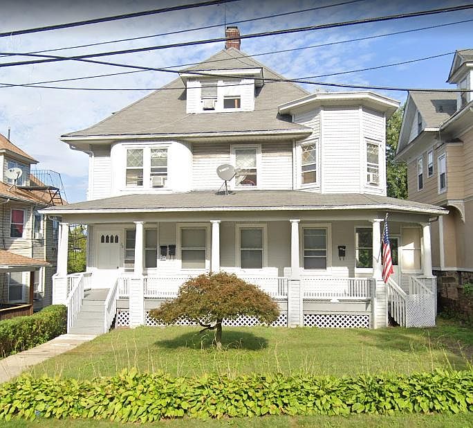 1st image of 26 Dekalb Ave