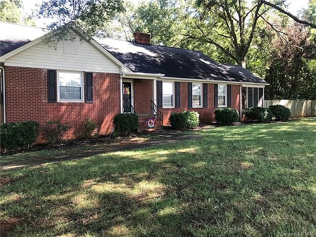1st image of 3630 W Dixon Blvd
