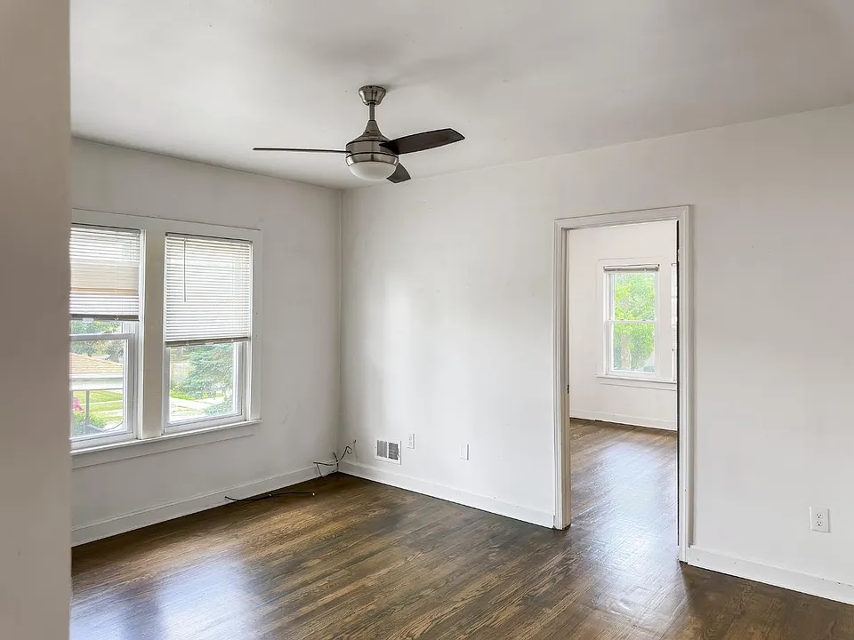 207 N Prospect Rd #3