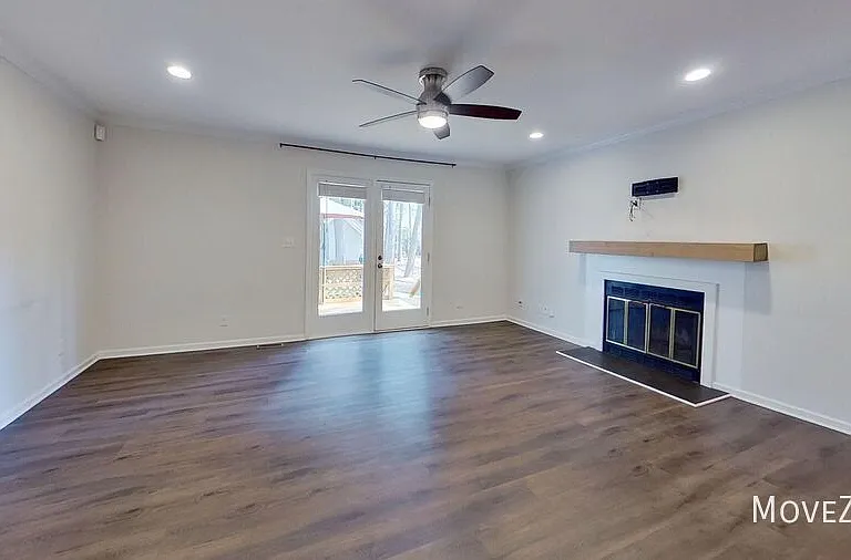 5622 Darrow Dr — Photo 37