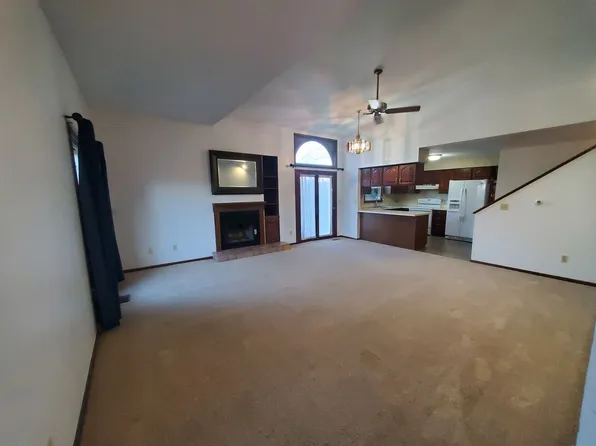 1137-1143 66th Street, 1139 66th St #1139, Windsor Heights, IA 50324