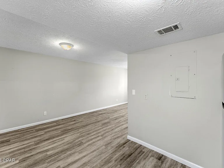 116 Cheri Ln — Photo 11