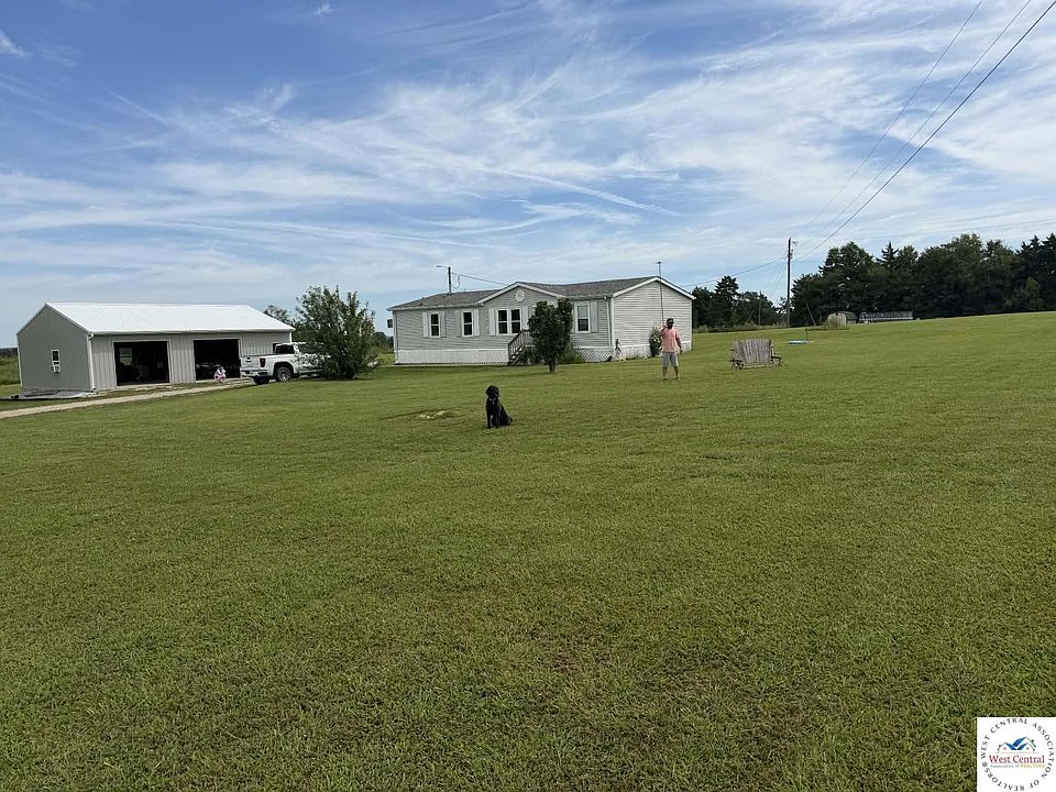 1st image of 34405 Ratcliff Rd