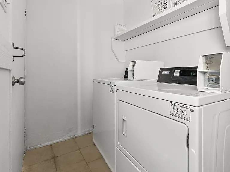 163 Covina Ave #4 — Photo 11