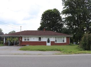 721 Adwolfe Rd, Marion, VA 24354