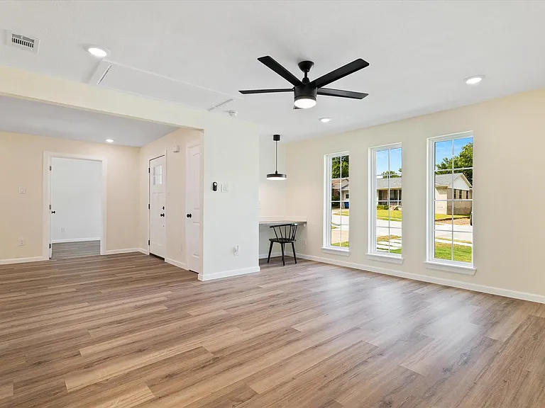 8734 Westfield Dr — Photo 18