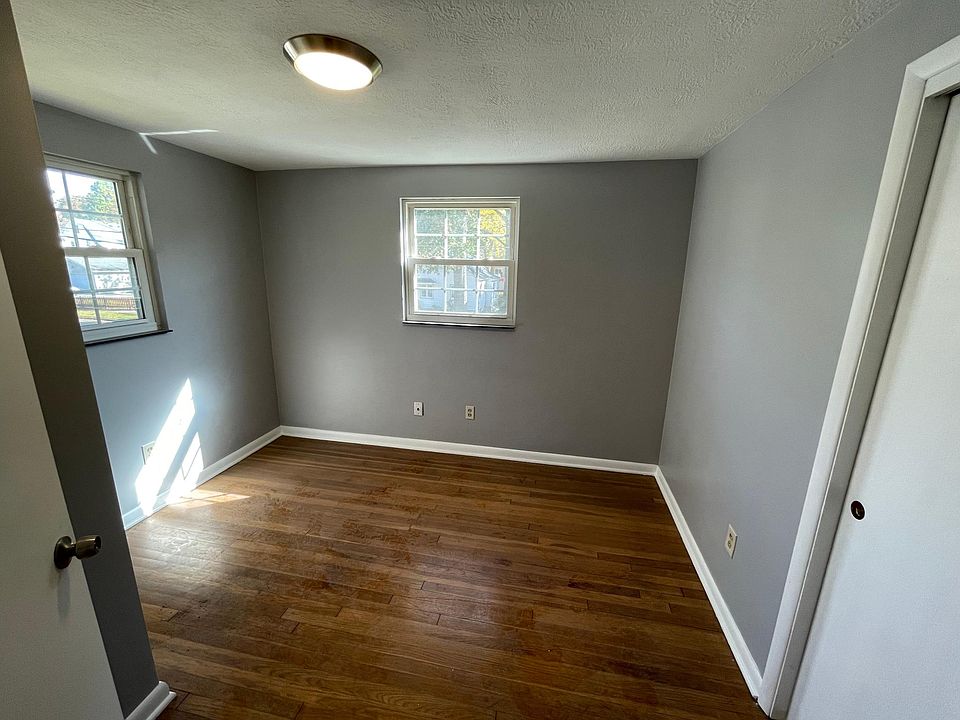 1st image of 1856 10th St
