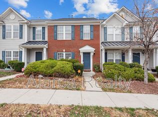 4903 Sunburst Ln, Charlotte, NC 28213