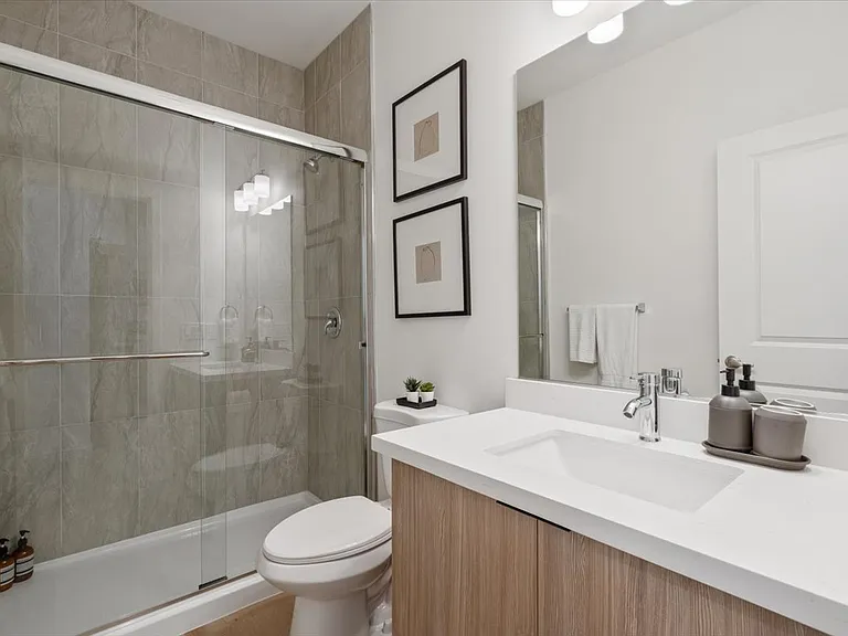1818 W Earll Dr — Photo 40