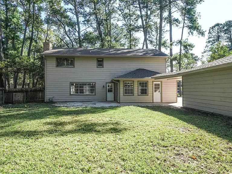 7818 Beaufort Dr — Photo 25