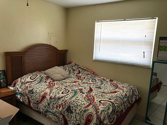 5th image of 4365 Tarpon Ave APT 8