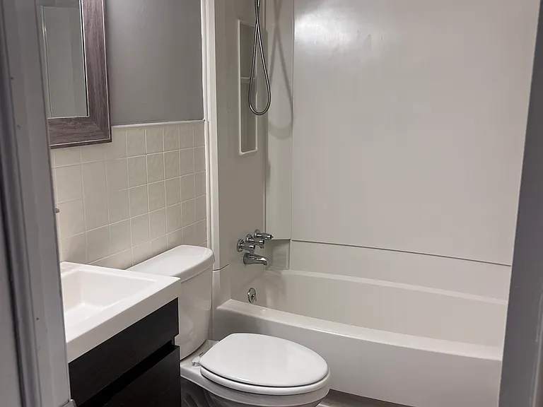 Poplar Cir — Photo 9